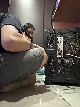 zelda kuro online show from November 25, 2025, 4:56 am