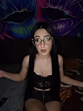 AlleAllexy online show from November 22, 2025, 9:47 pm