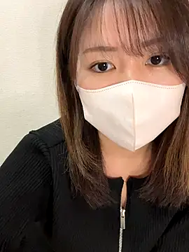 Snapshot of Rui_87 chatting on December 4, 2025, 1:59 am Rui 87 online show from December 4, 2025, 1:59 am