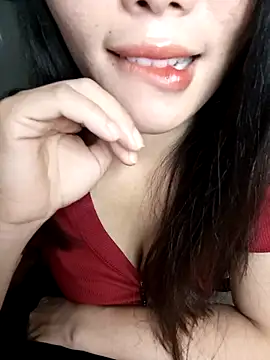 Snapshot of Fish_yellow chatting on November 5, 2025, 8:25 am Fish yellow online show from November 5, 2025, 8:25 am