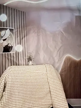 Snapshot of Fish_yellow chatting on November 15, 2025, 10:12 am Fish yellow online show from November 15, 2025, 10:12 am