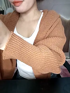 Snapshot of Fish_yellow chatting on November 20, 2025, 2:23 am Fish yellow online show from November 20, 2025, 2:23 am