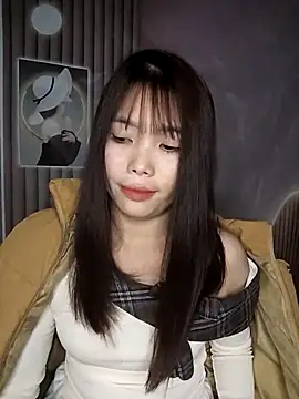 Snapshot of Fish_yellow chatting on November 26, 2025, 3:35 pm Fish yellow online show from November 26, 2025, 3:35 pm