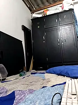 LyliaWood online show from October 26, 2025, 8:59 pm