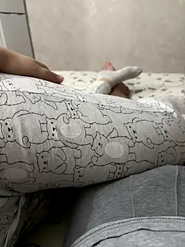 Snapshot of Maria-Cristi11 chatting on November 3, 2025, 5:25 pm Maria-Cristi11 online show from November 3, 2025, 5:25 pm