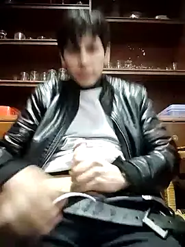 Carriata larry online show from November 5, 2025, 4:12 am