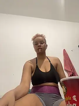 Snapshot of guinness_cp chatting on November 6, 2025, 11:37 pm guinness cp online show from November 6, 2025, 11:37 pm