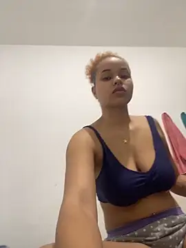 Snapshot of guinness_cp chatting on November 13, 2025, 10:19 pm guinness cp online show from November 13, 2025, 10:19 pm