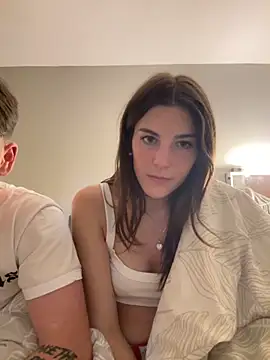 Brunnettebabe007 online show from November 13, 2025, 10:41 pm