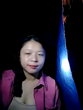 Snapshot of lisa-bae00 chatting on October 25, 2025, 9:42 pm lisa-bae00 online show from October 25, 2025, 9:42 pm