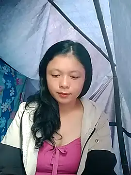 Snapshot of lisa-bae00 chatting on November 8, 2025, 2:34 am lisa-bae00 online show from November 8, 2025, 2:34 am