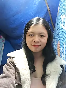 Snapshot of lisa-bae00 chatting on November 17, 2025, 11:43 pm lisa-bae00 online show from November 17, 2025, 11:43 pm