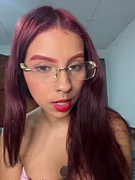 Snapshot of valenshowhot chatting on October 30, 2025, 6:37 am valenshowhot online show from October 30, 2025, 6:37 am