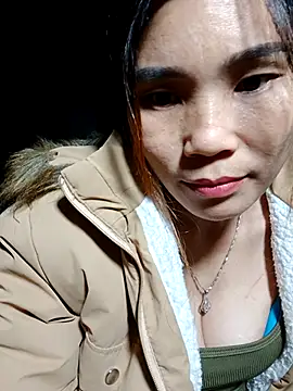 Snapshot of Bear_bear0 chatting on November 2, 2025, 1:02 pm Bear bear0 online show from November 2, 2025, 1:02 pm