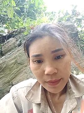 Snapshot of Bear_bear0 chatting on November 4, 2025, 2:32 am Bear bear0 online show from November 4, 2025, 2:32 am