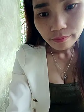 Snapshot of Bear_bear0 chatting on November 7, 2025, 1:05 am Bear bear0 online show from November 7, 2025, 1:05 am