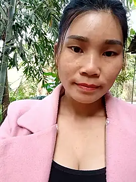 Snapshot of Bear_bear0 chatting on December 1, 2025, 1:21 am Bear bear0 online show from December 1, 2025, 1:21 am