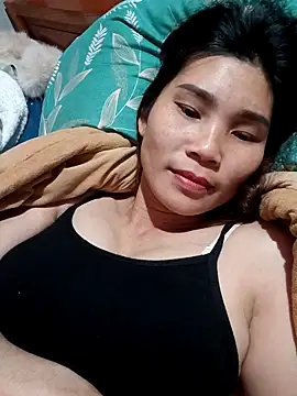 Snapshot of Bear_bear0 chatting on December 2, 2025, 2:17 am Bear bear0 online show from December 2, 2025, 2:17 am