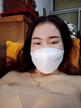 Snapshot of Family-Lovee chatting on November 7, 2025, 8:09 pm Family-Lovee online show from November 7, 2025, 8:09 pm