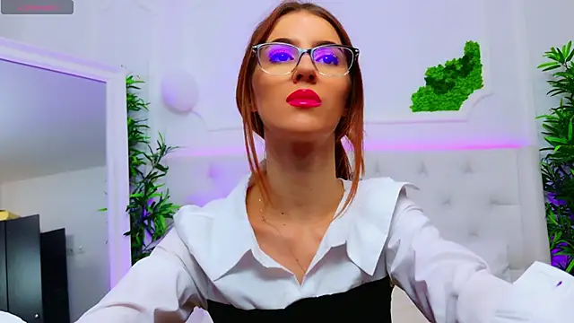 ElisaCharm online show from October 31, 2025, 4:46 am