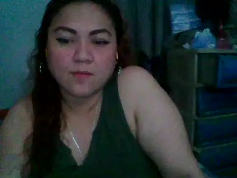 Snapshot of H2ooowIzee22 chatting on November 11, 2025, 8:03 am H2ooowIzee22 online show from November 11, 2025, 8:03 am