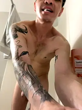 Orlando702xh online show from November 17, 2025, 9:09 pm