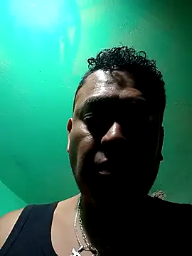 427ferchito online show from December 3, 2025, 9:02 pm