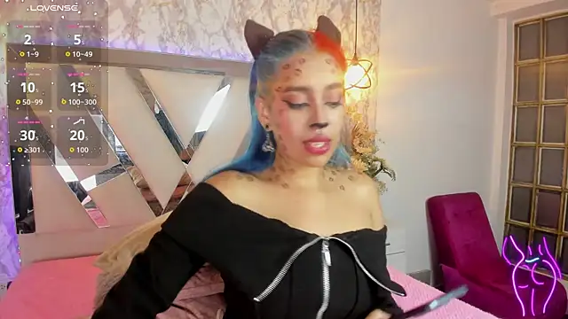 Cristall ravven online show from October 22, 2025, 7:02 pm