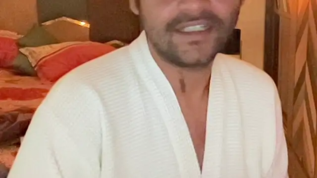 MakeMeAwareAah online show from October 20, 2025, 3:01 pm