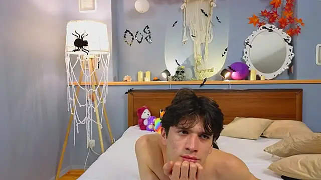 Snapshot of elvano_et chatting on October 30, 2025, 9:00 am elvano et online show from October 30, 2025, 9:00 am