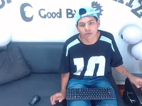 Yordi Alpha online show from October 28, 2025, 12:25 am