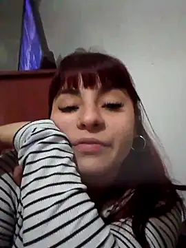 Tizi 04 online show from October 29, 2025, 10:33 pm