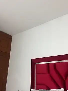 NataliaaMiller  online show from November 17, 2025, 11:05 am