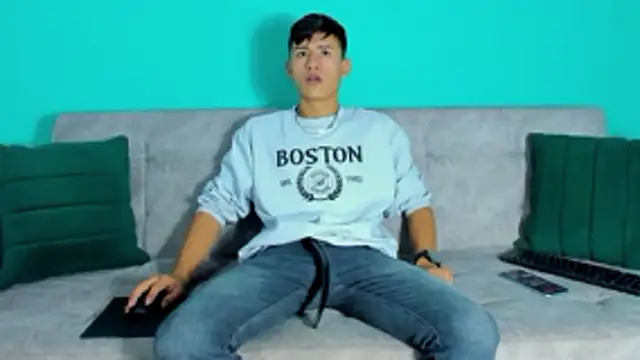 Nicolas Torres  online show from October 23, 2025, 8:24 am