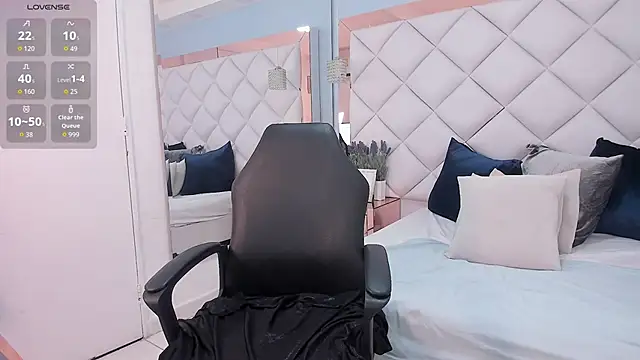 mirandaduboiss online show from November 7, 2025, 5:13 pm