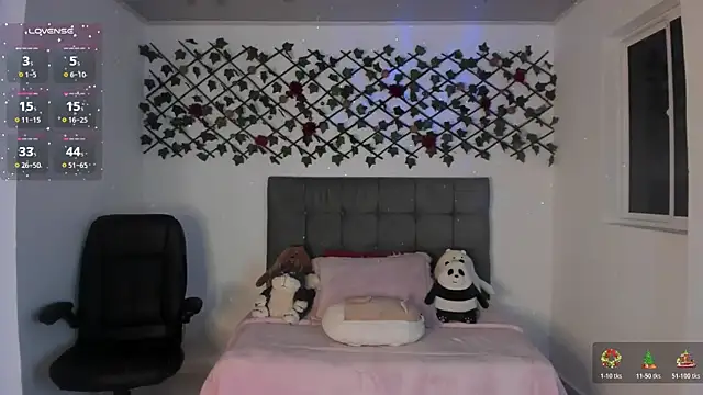 Snapshot of Karly_Closson chatting on November 3, 2025, 3:08 am Karly Closson online show from November 3, 2025, 3:08 am