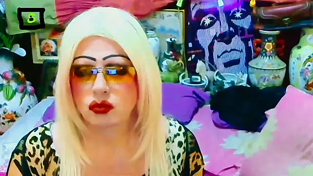 horni4luv online show from November 25, 2025, 9:48 pm