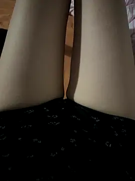 Hana yukii online show from November 11, 2025, 7:47 pm