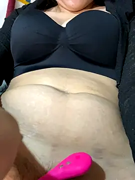 Snapshot of kitty-20x chatting on November 3, 2025, 9:59 pm kitty-20x online show from November 3, 2025, 9:59 pm