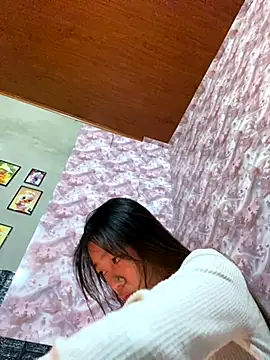 Snapshot of kitty-20x chatting on November 24, 2025, 10:20 pm kitty-20x online show from November 24, 2025, 10:20 pm