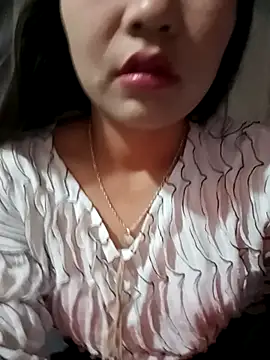 -Lanaa- online show from November 20, 2025, 9:58 pm