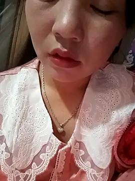 -Lanaa- online show from November 30, 2025, 5:50 pm