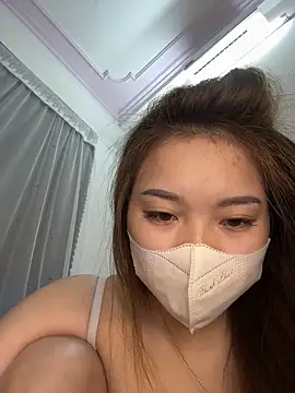 helo-kitty online show from December 16, 2025, 2:22 pm