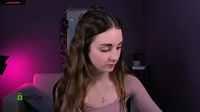 alisabliss online show from December 17, 2025, 8:15 pm