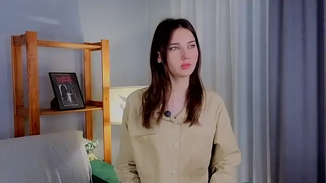 KateCahee online show from November 6, 2025, 12:55 am