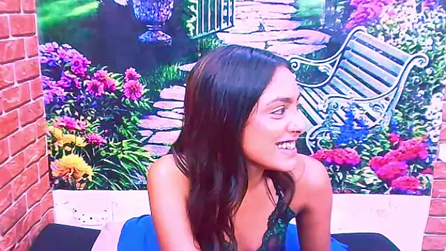 Snapshot of IndianPretty1 chatting on December 2, 2025, 9:47 am IndianPretty1 online show from December 2, 2025, 9:47 am