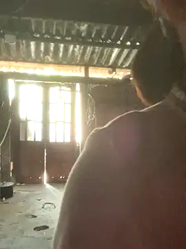 Snapshot of Lara-11 chatting on December 2, 2025, 2:17 am Lara-11 online show from December 2, 2025, 2:17 am