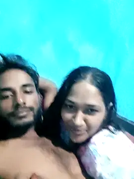 Snapshot of CoupleShow_432 chatting on November 9, 2025, 10:13 am CoupleShow 432 online show from November 9, 2025, 10:13 am