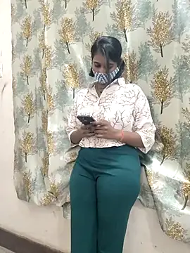 Snapshot of Rinki_hoty chatting on November 3, 2025, 3:46 pm Rinki hoty online show from November 3, 2025, 3:46 pm