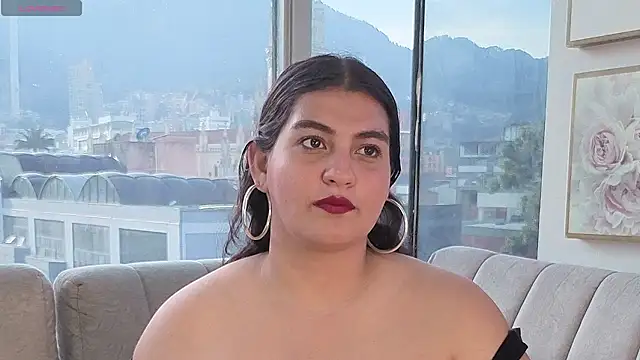 kendra crow online show from November 11, 2025, 12:05 pm